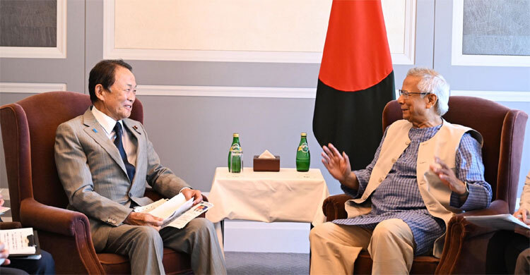 Polls by June next year,  Yunus tells Japan’s ex-PM